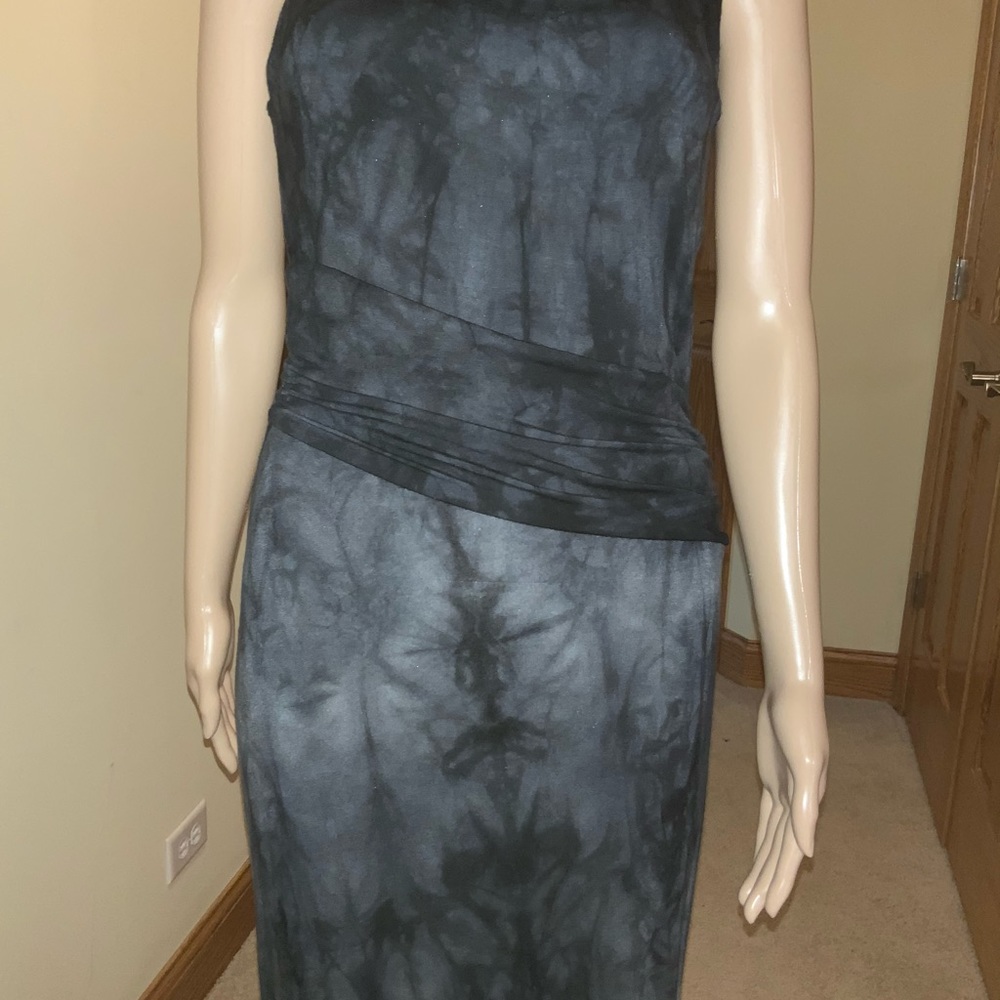 👗👗TAHARI MAXI DRESS
